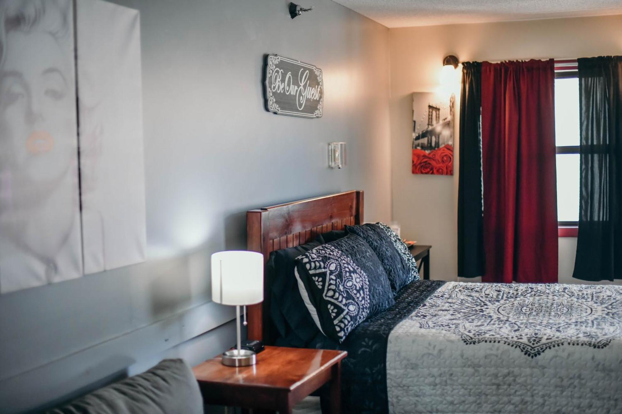 Briarwood Motor Inn Линкольн Экстерьер фото