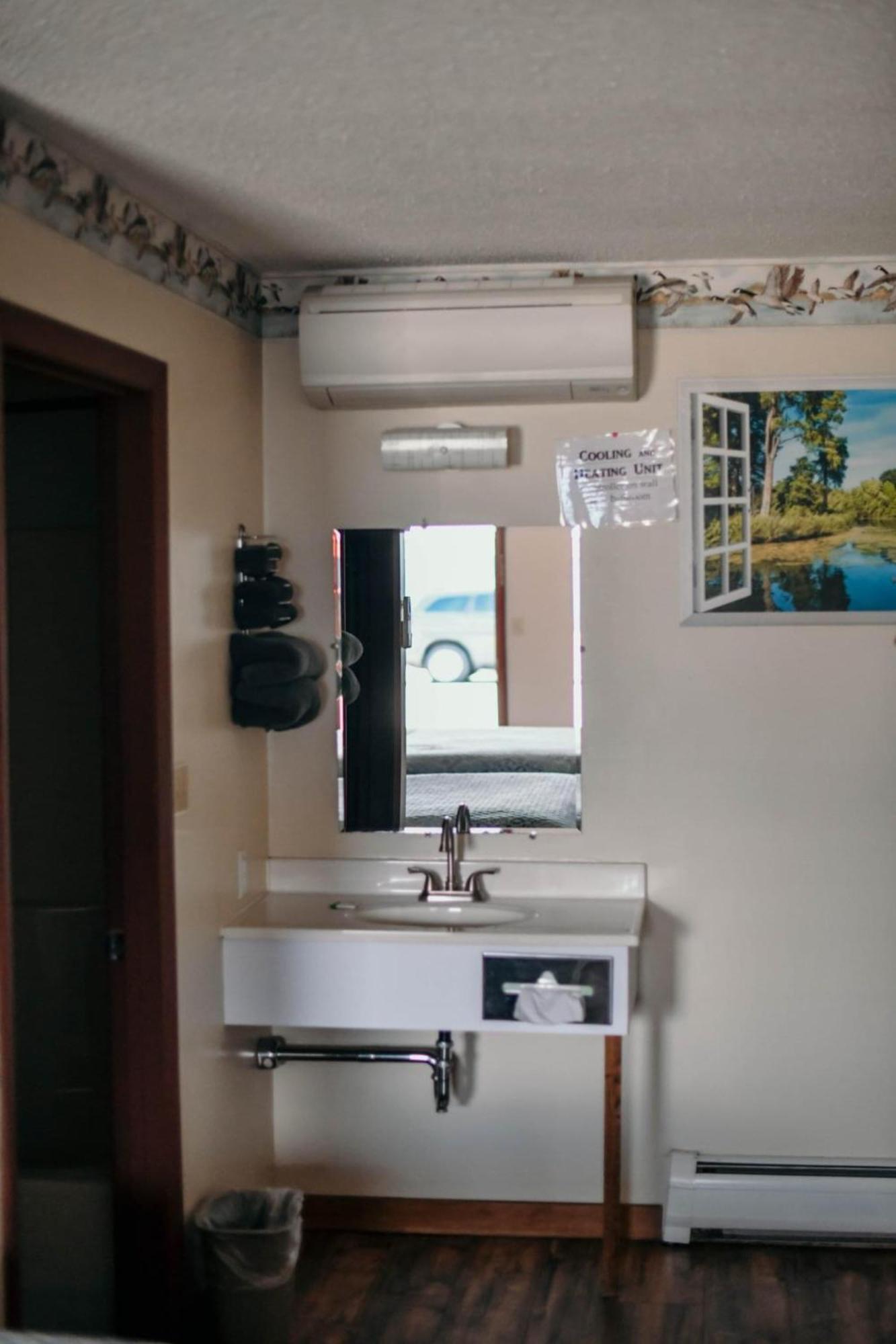 Briarwood Motor Inn Линкольн Экстерьер фото
